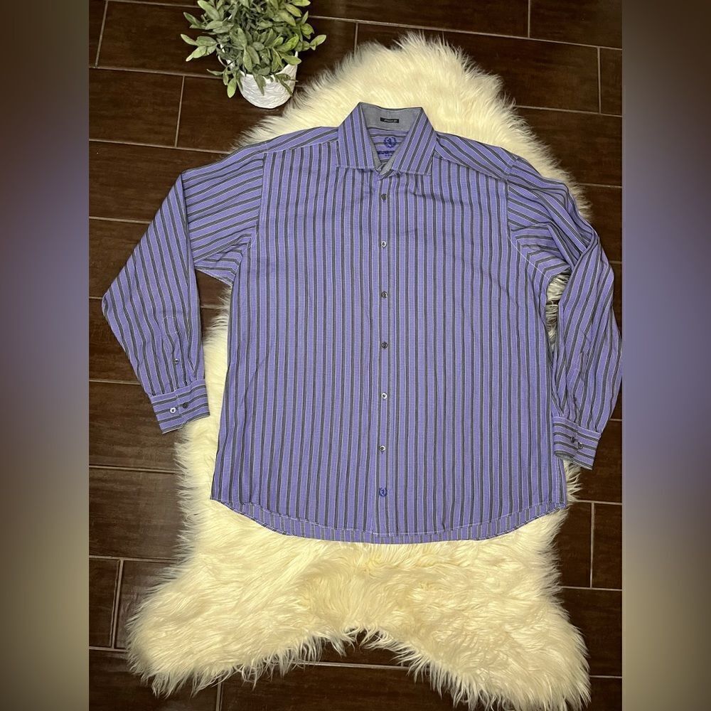 Bugatchi classic fit lavender/grey/black striped dress shirt sz XL